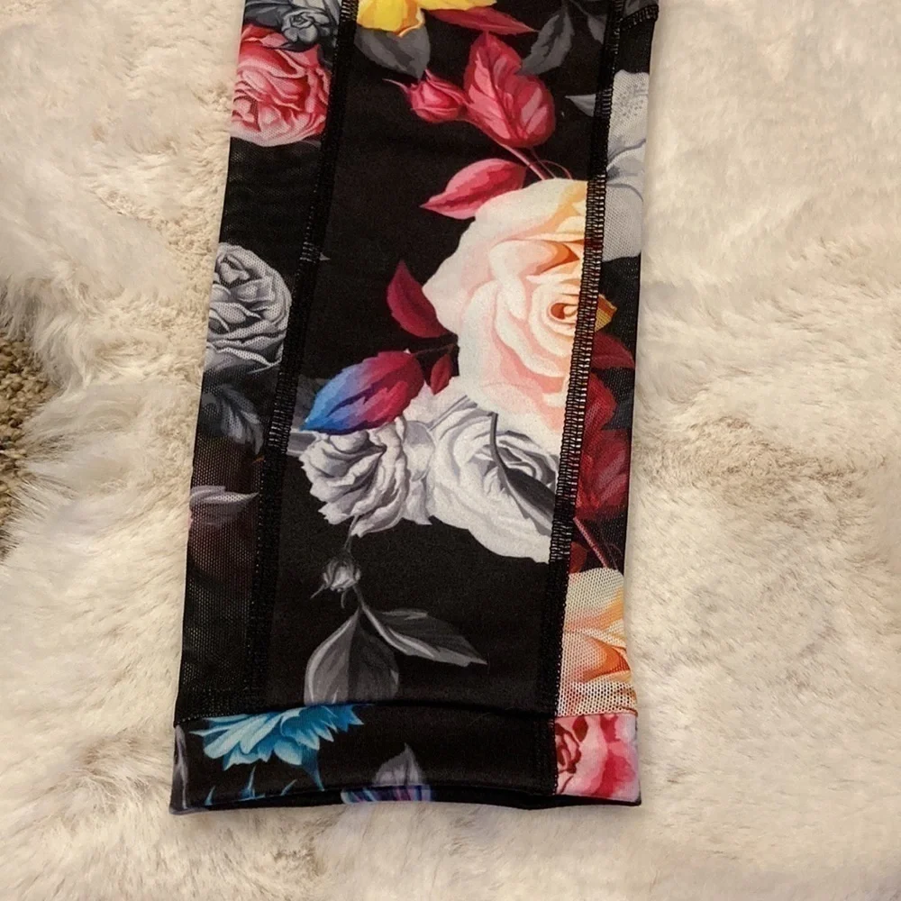 ZYIA Active Dark Floral Mesh Hi Rise Leggings Size 4